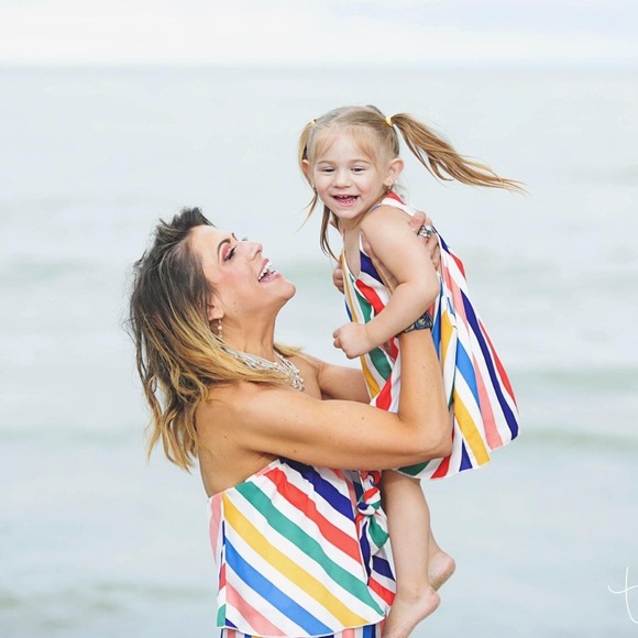 VICI COLLECTION carousel striped pocketed jumpsuit - Picture 12 of 14